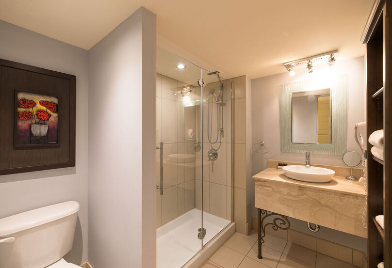 Interior Executive Suite - Domaine Château Bromont