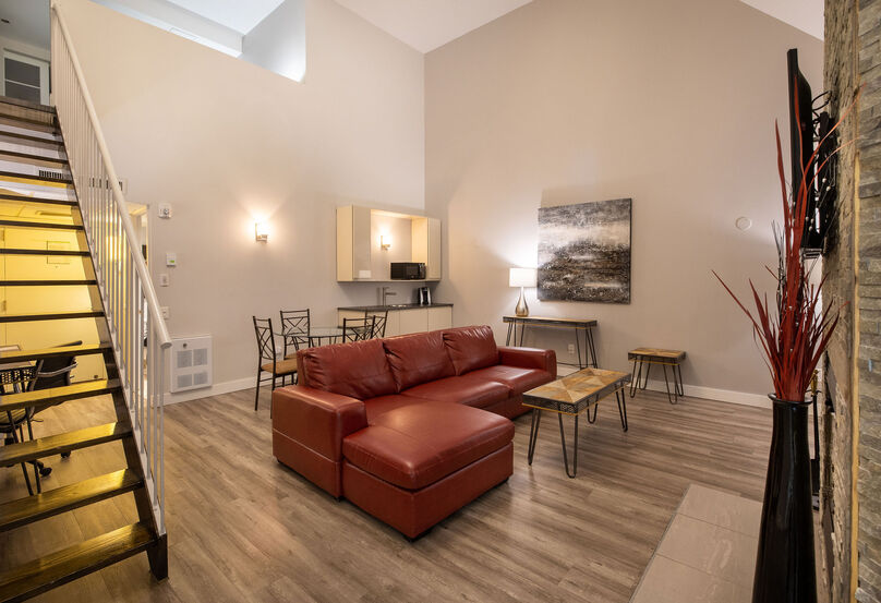 Interior Executive Suite - Domaine Château Bromont