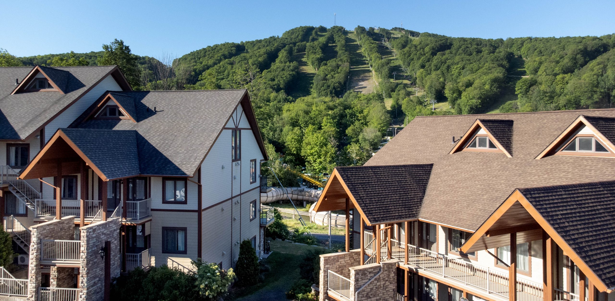 Domaine ChâteauBromont Hôtel, Condo, Congrès, Golf et Spa